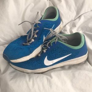 Nike Sneakers